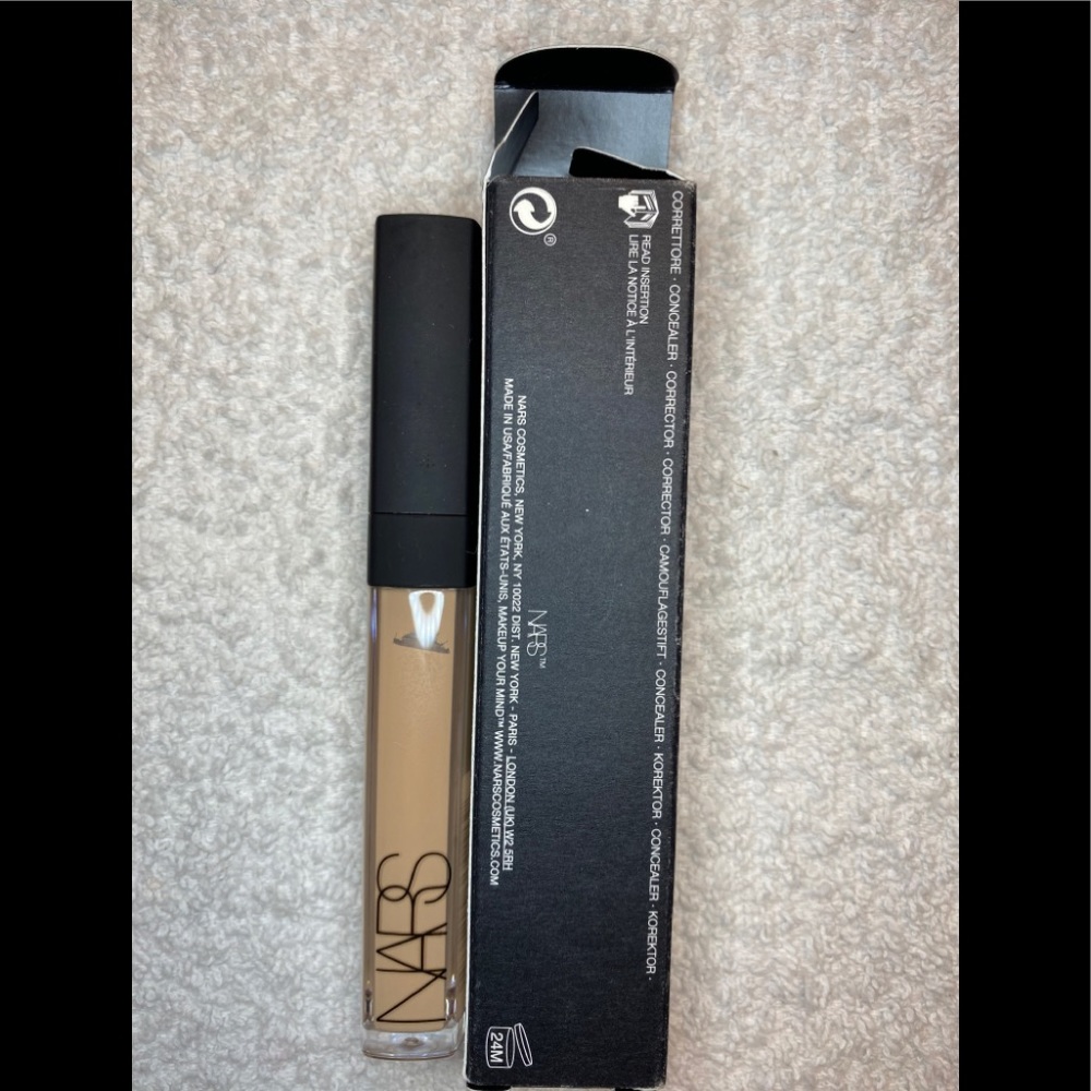 Nars concealer - Picture 4 of 6